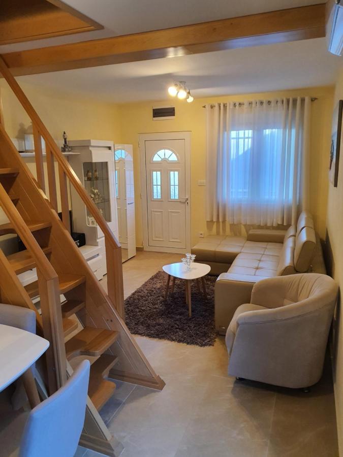 Village House Dunja Virpazar Eksteriør billede